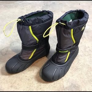 Sorel Snow Boots Big Kids size